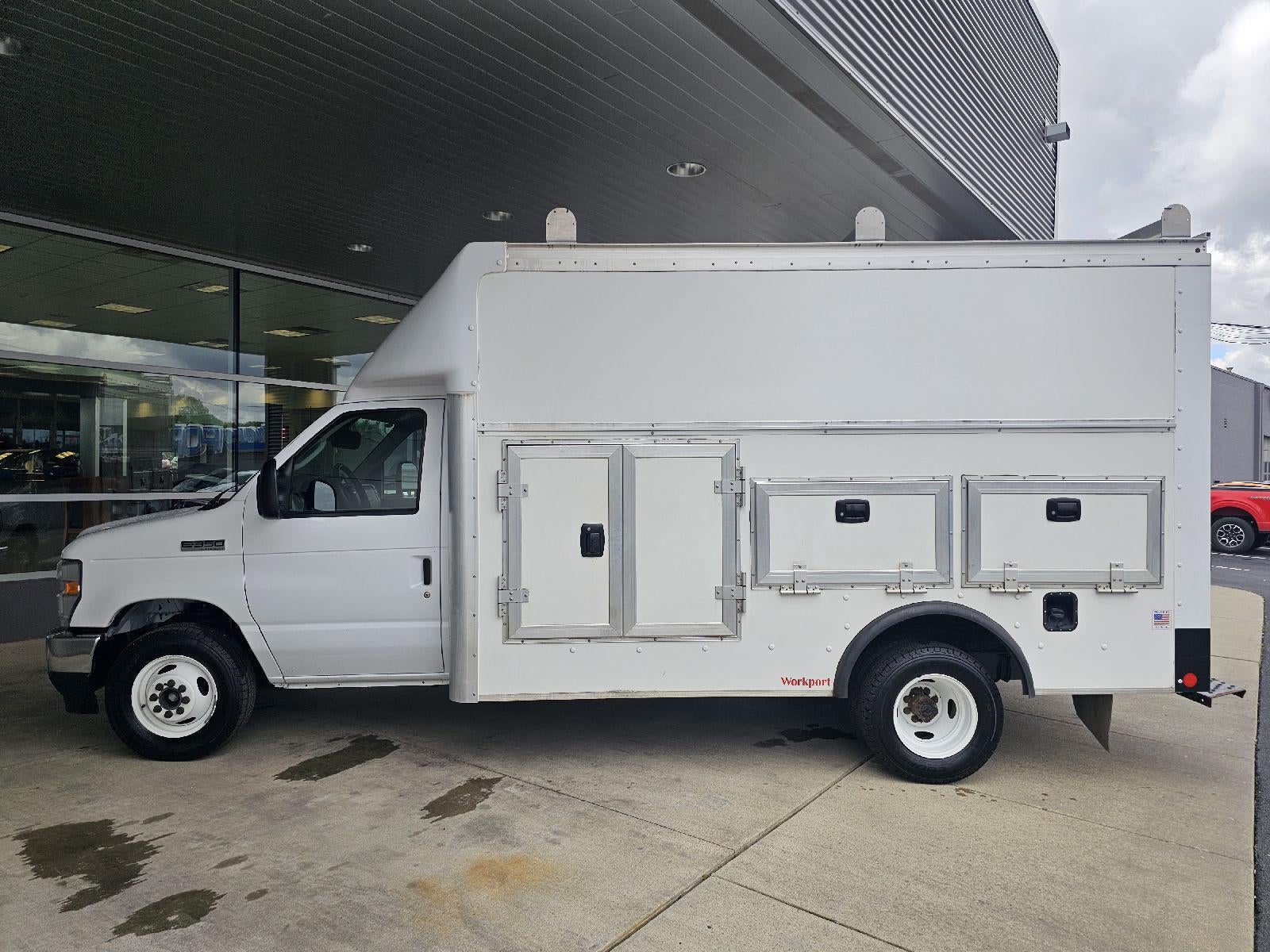 ford e-series cutaway 2023 1FDWE3FK7PDD16838 image ford e-series cutaway 2023 1FDWE3FK7PDD16838 image